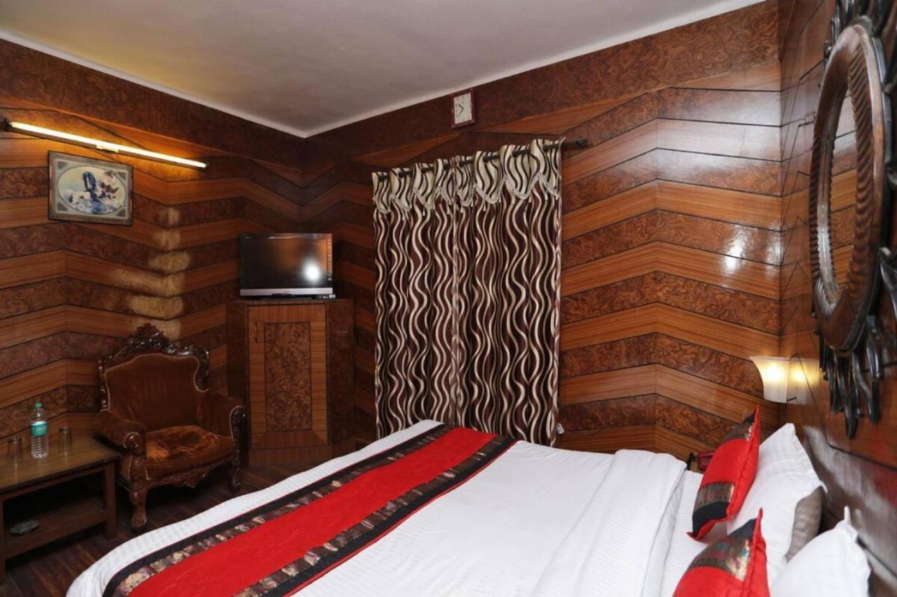 Goroomgo Ankur Lake View Mall Road Nainital - Prime Location With Luxury Room Exteriér fotografie