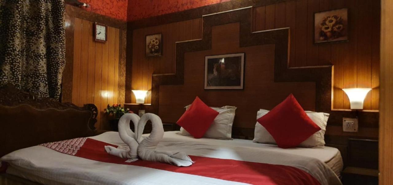 Goroomgo Ankur Lake View Mall Road Nainital - Prime Location With Luxury Room Exteriér fotografie