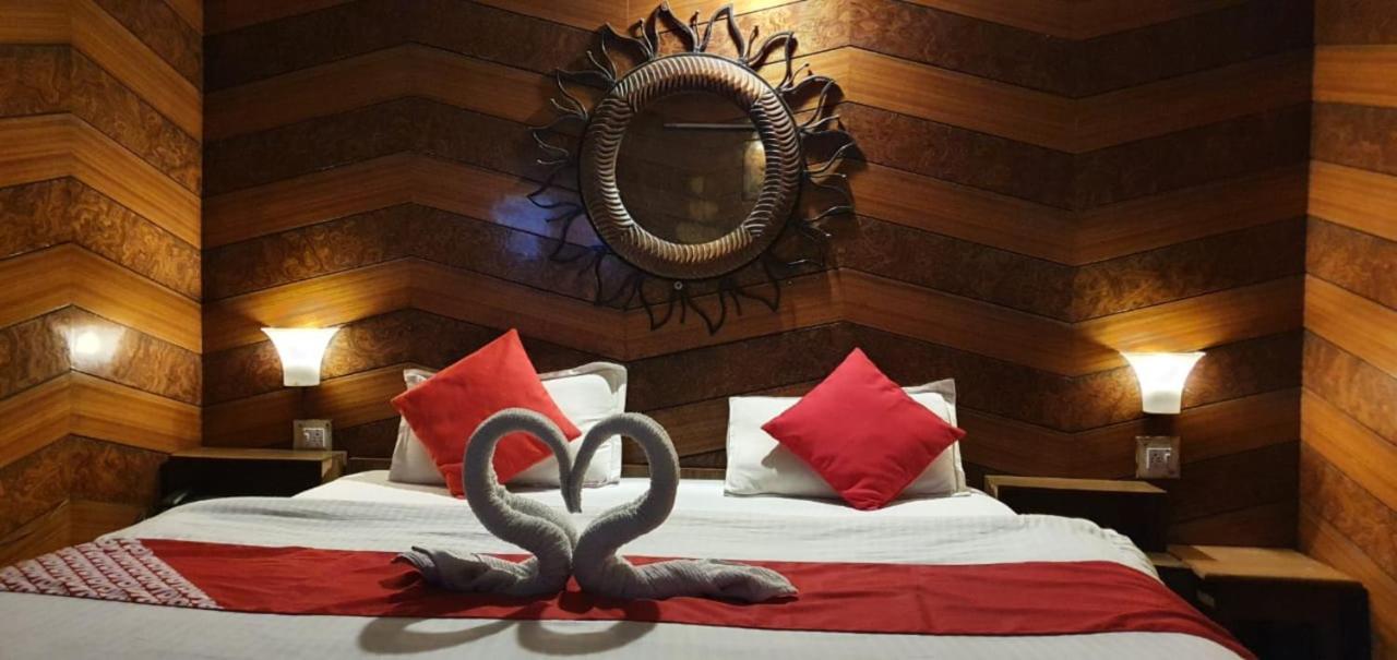 Goroomgo Ankur Lake View Mall Road Nainital - Prime Location With Luxury Room Exteriér fotografie